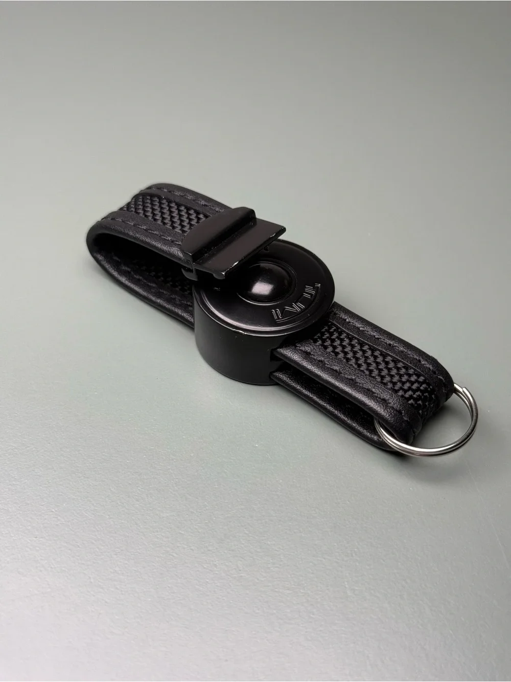 Tumi stylish key